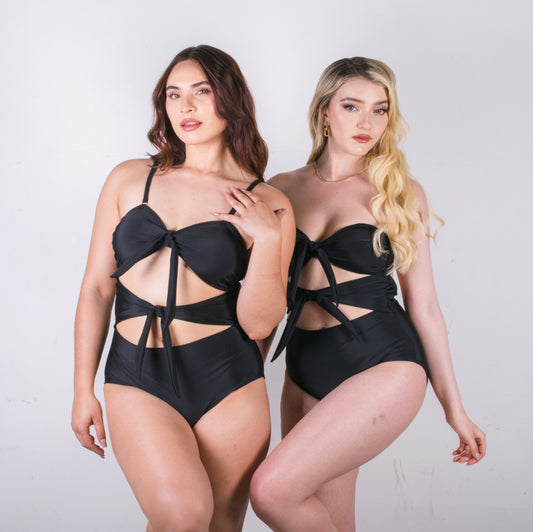 Traje de baño completo cutout sexy – Iris negro