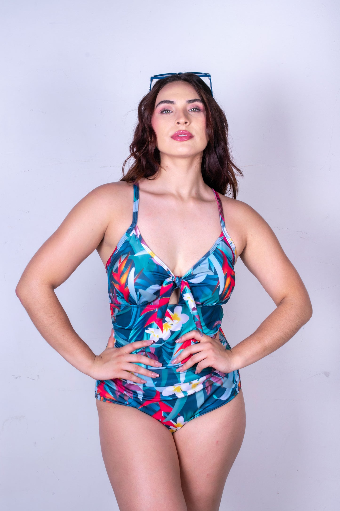Olas con control de abdomen hojas azules