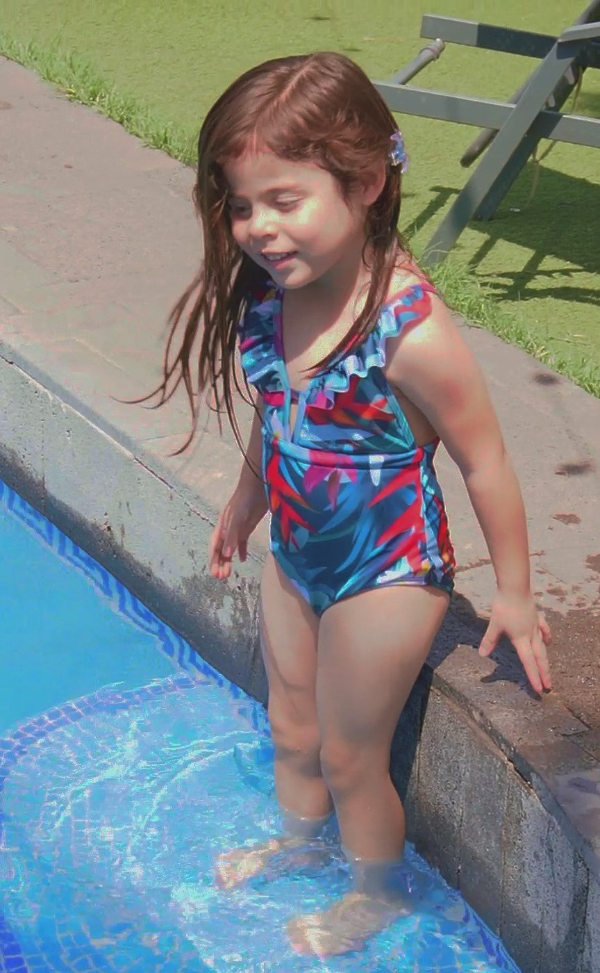 Traje de Baño de Niña con Holanes 🌸 Tierno, Seguro y a Juego con Mamá